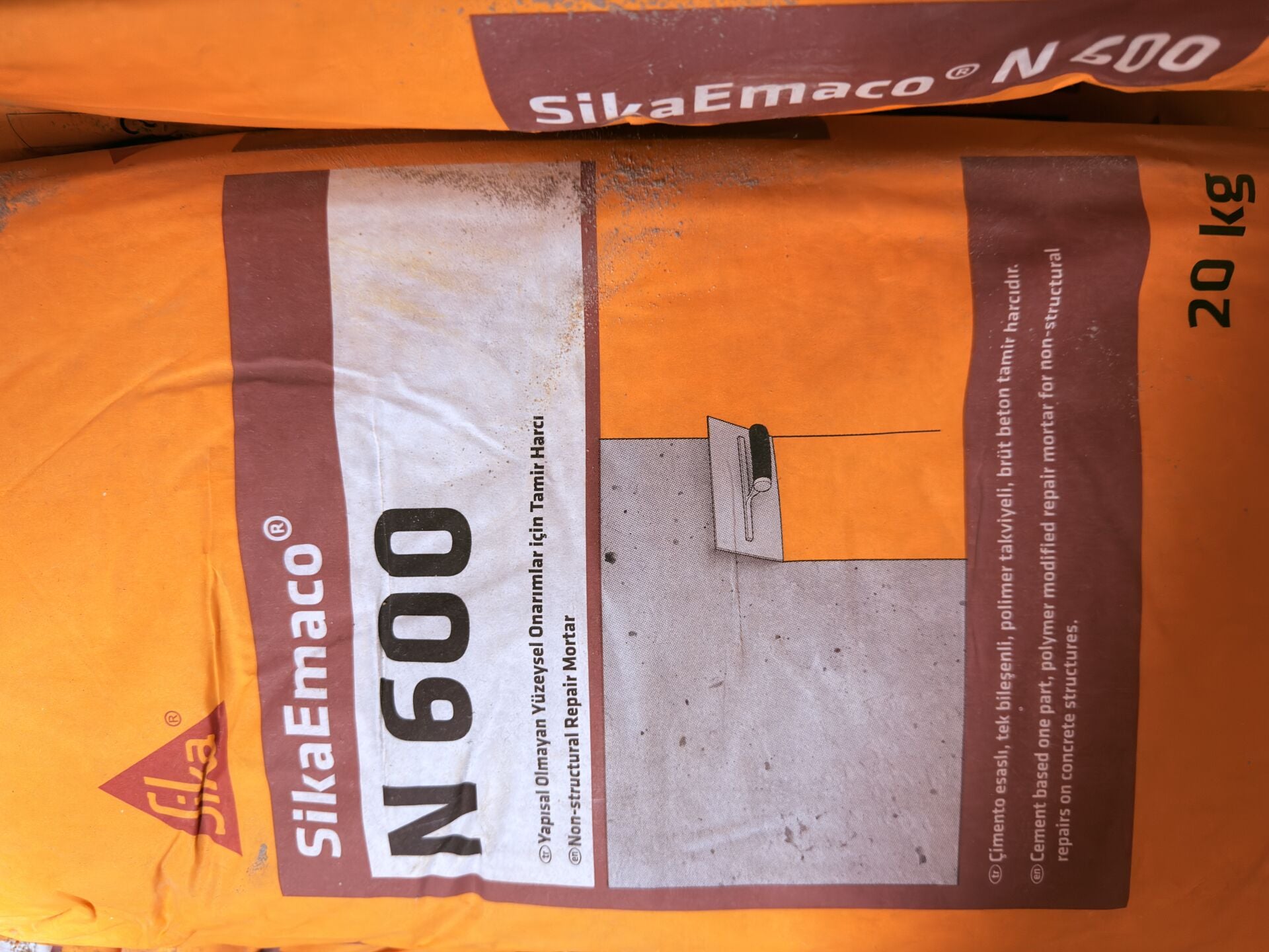 SikaEmaco® N 600 Yapısal olmayan onarımlar için çimento esaslı tamir harcı